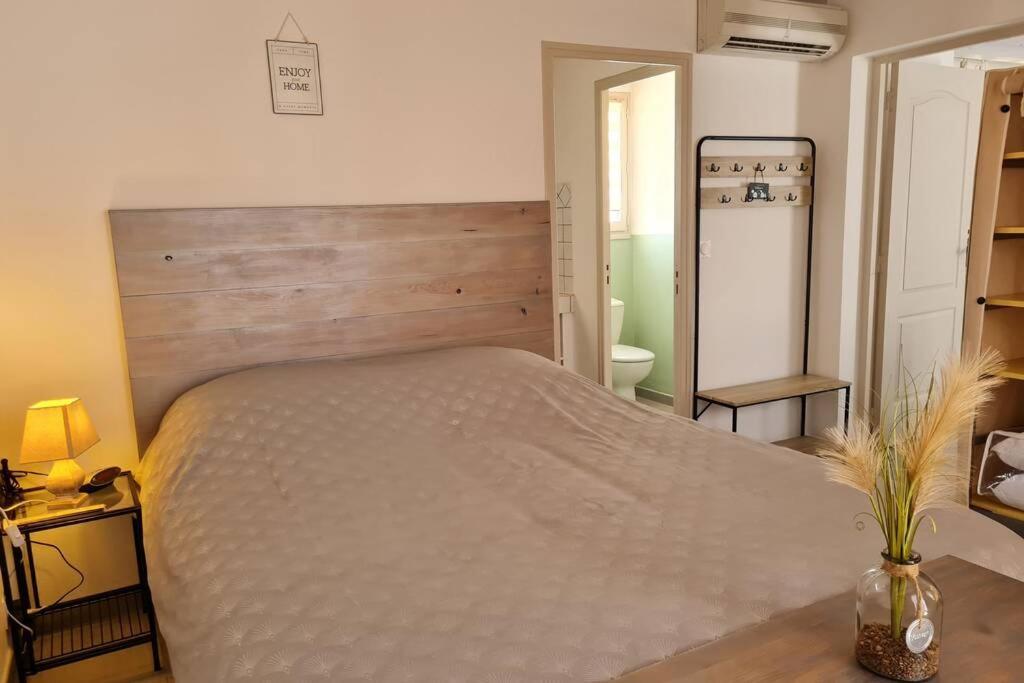 Appart Cosy Avec Son Exterieur Chaleureux,Piscine Et Parking Prive Fontvieille Kültér fotó
