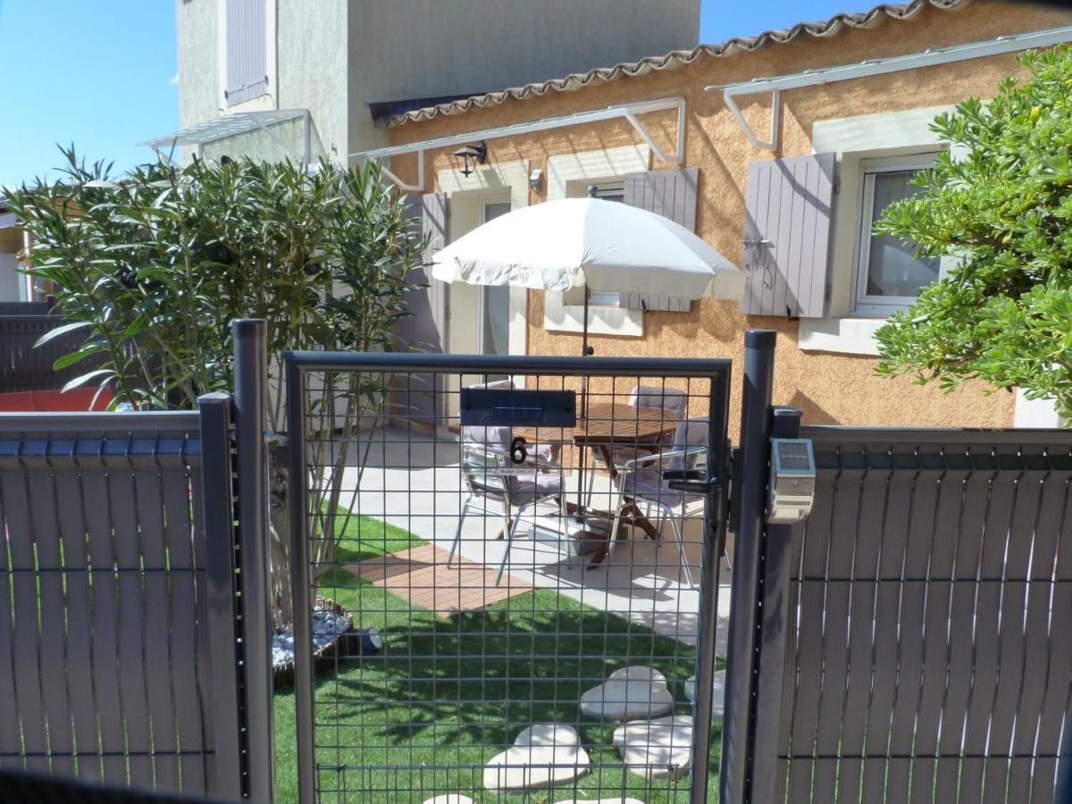 Appart Cosy Avec Son Exterieur Chaleureux,Piscine Et Parking Prive Fontvieille Kültér fotó
